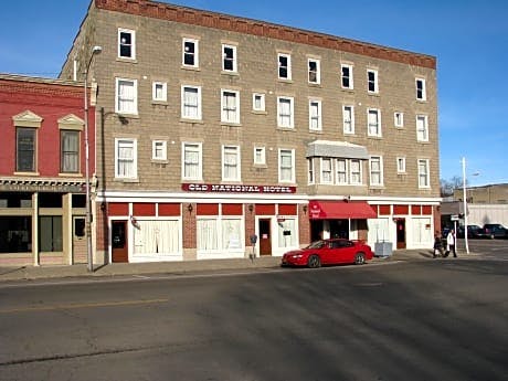 Old National Hotel